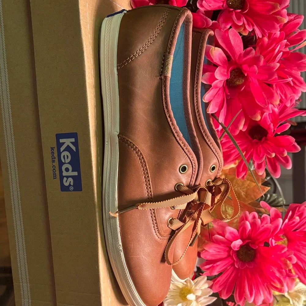 Keds Leather Sneakers - Picture 2 of 4